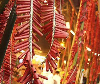 media_vtcnews_2013_01_17_firecracker_1 media vtcnews 2013 01 17 firecracker 1